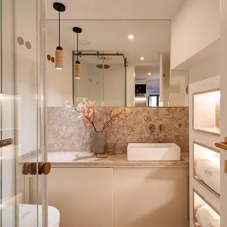 Graca Gate - Mouraria Ground Floor Studio Apartament
